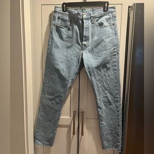 Women’s Levi Jeans